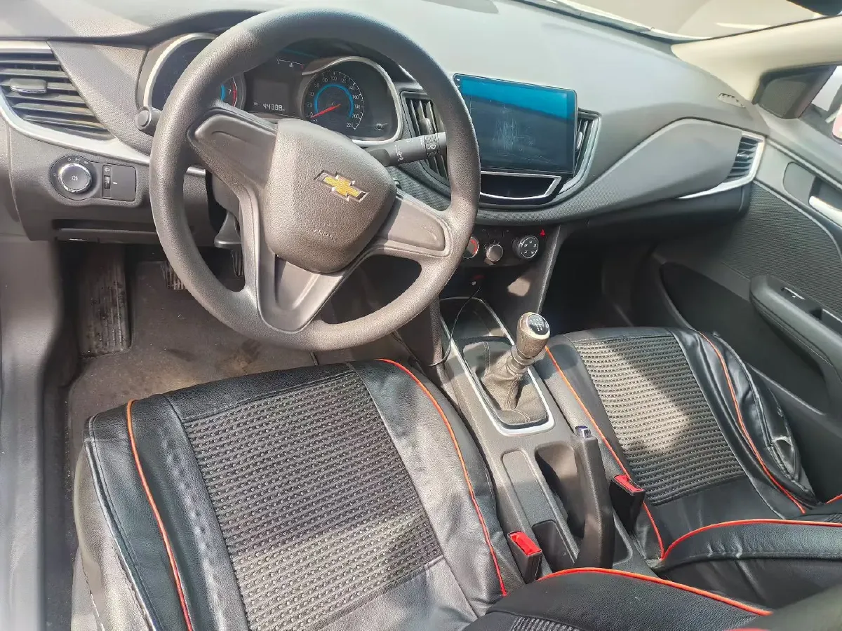 2019 Chevrolet Cavalier 1.5L 113HP L4 5MT,autocango,china used car exporter,china ev exporter,chinese used car exporter,chinese used ev exporter