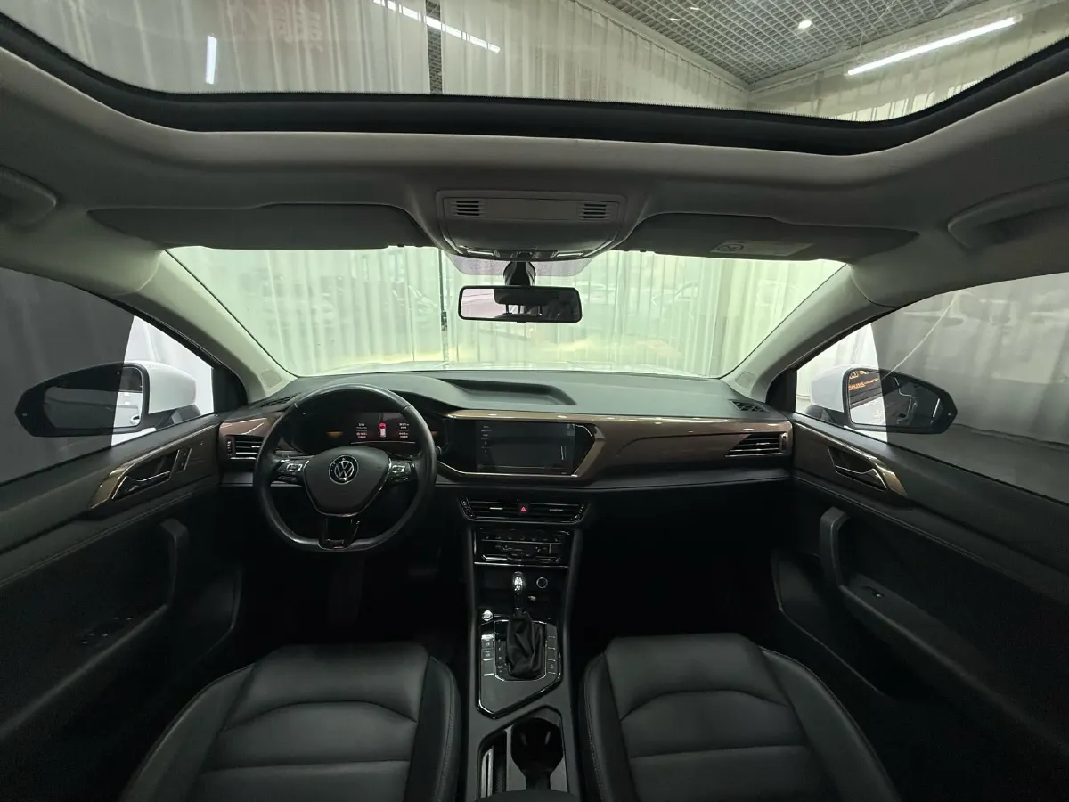 2022 Ford Transit 2.0T 202HP L4 6AT,autocango,china used car exporter,china ev exporter,chinese used car exporter,chinese used ev exporter