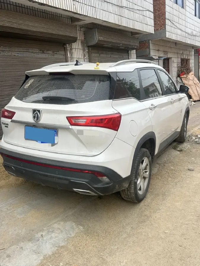 2019 BaoJun 530 1.5T 151HP L4 CVT,autocango,china used car exporter,china ev exporter,chinese used car exporter,chinese used ev exporter