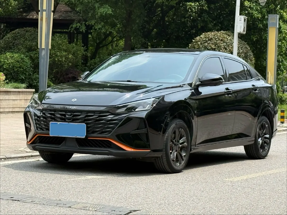 2023 DongFeng Aeolus YiXuan 1.5L 125HP L4 6DCT,autocango,china used car exporter,china ev exporter,chinese used car exporter,chinese used ev exporter