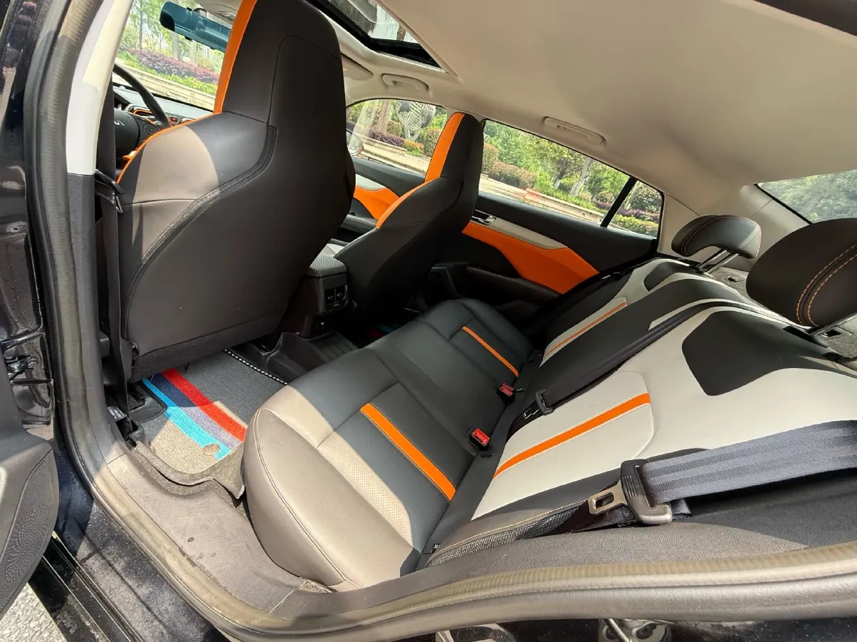 2023 DongFeng Aeolus YiXuan 1.5L 125HP L4 6DCT,autocango,china used car exporter,china ev exporter,chinese used car exporter,chinese used ev exporter