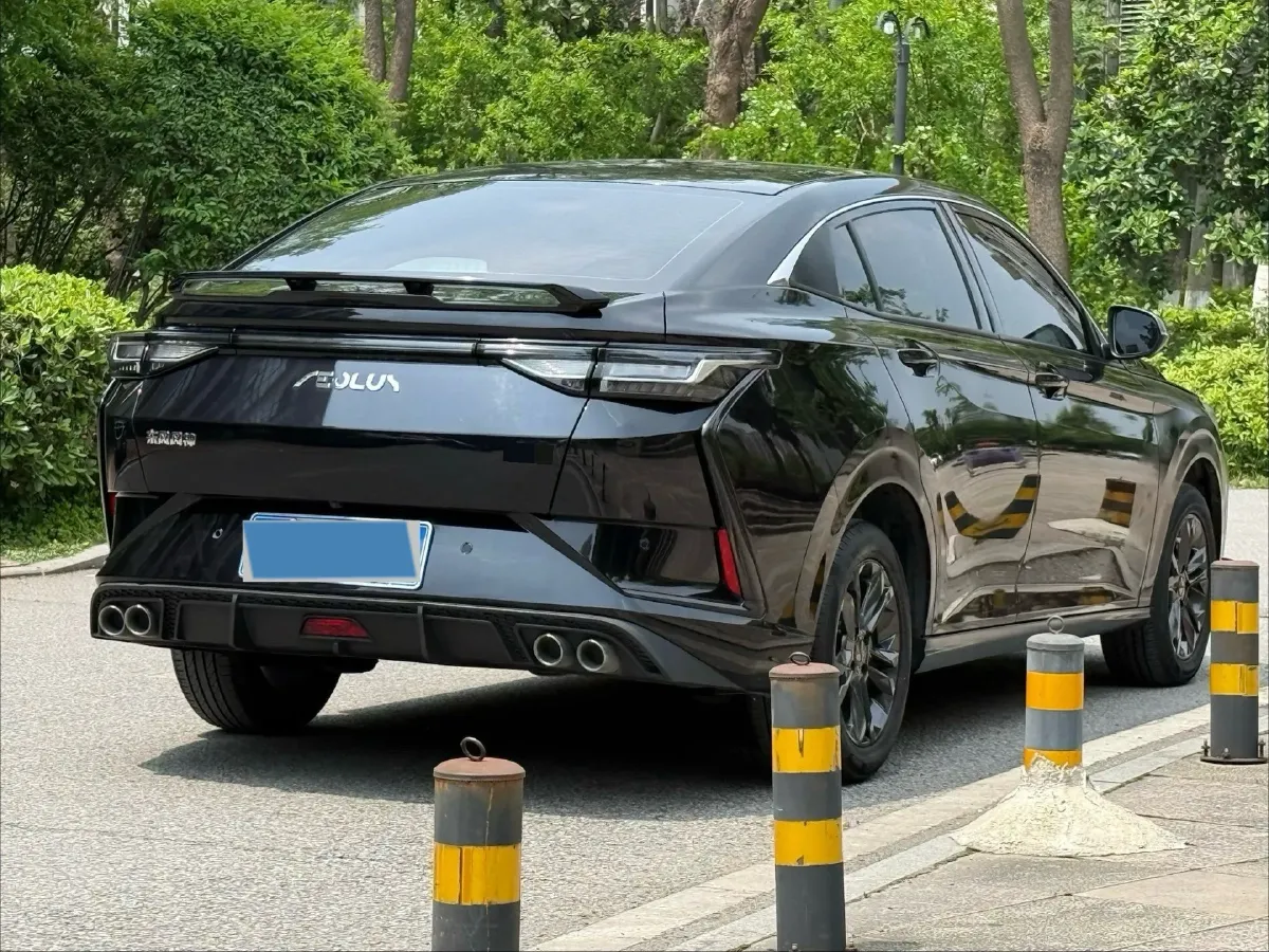 2023 DongFeng Aeolus YiXuan 1.5L 125HP L4 6DCT,autocango,china used car exporter,china ev exporter,chinese used car exporter,chinese used ev exporter