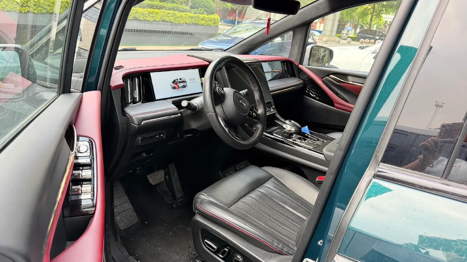 2023 GAC Trumpchi M8 2.0T 190HP L4 E-CVT Hybrid,autocango,china used car exporter,china ev exporter,chinese used car exporter,chinese used ev exporter