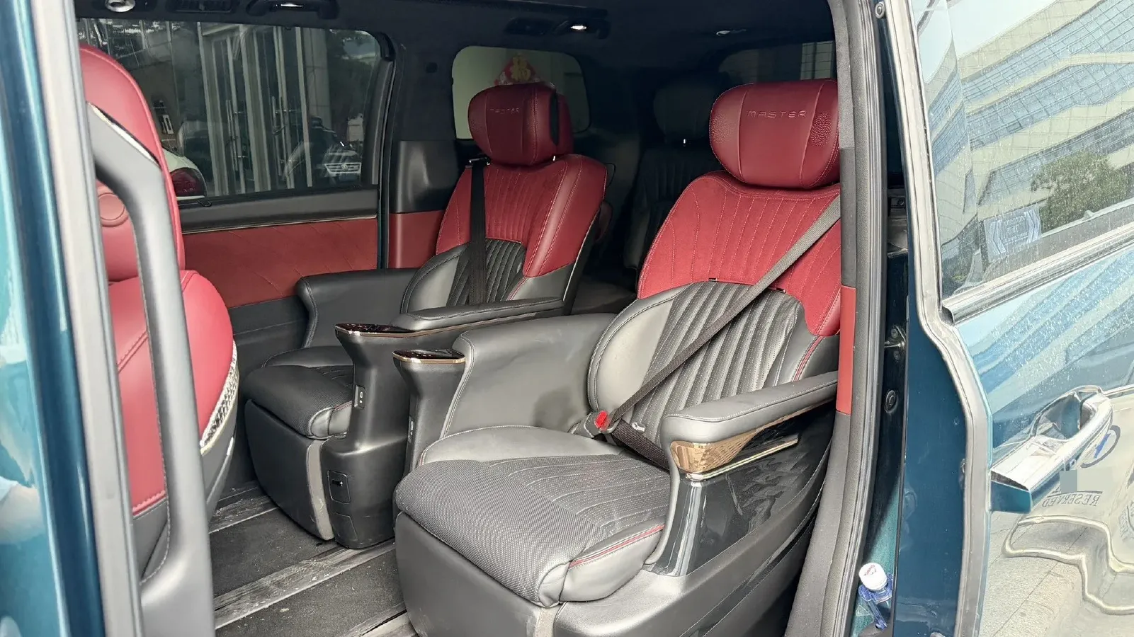 2023 GAC Trumpchi M8 2.0T 190HP L4 E-CVT Hybrid,autocango,china used car exporter,china ev exporter,chinese used car exporter,chinese used ev exporter