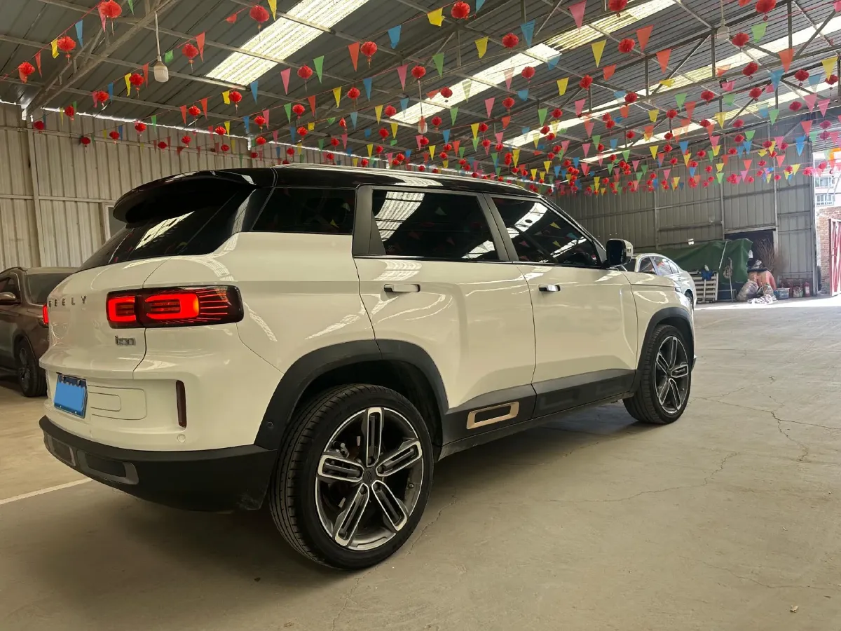 2020 Geely ICON 1.5T 177HP L3 7DCT,autocango,china used car exporter,china ev exporter,chinese used car exporter,chinese used ev exporter