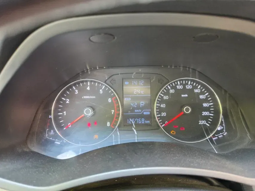 2017 FAW Senia R7 1.6L 116HP L4 6AT,autocango,china used car exporter,china ev exporter,chinese used car exporter,chinese used ev exporter