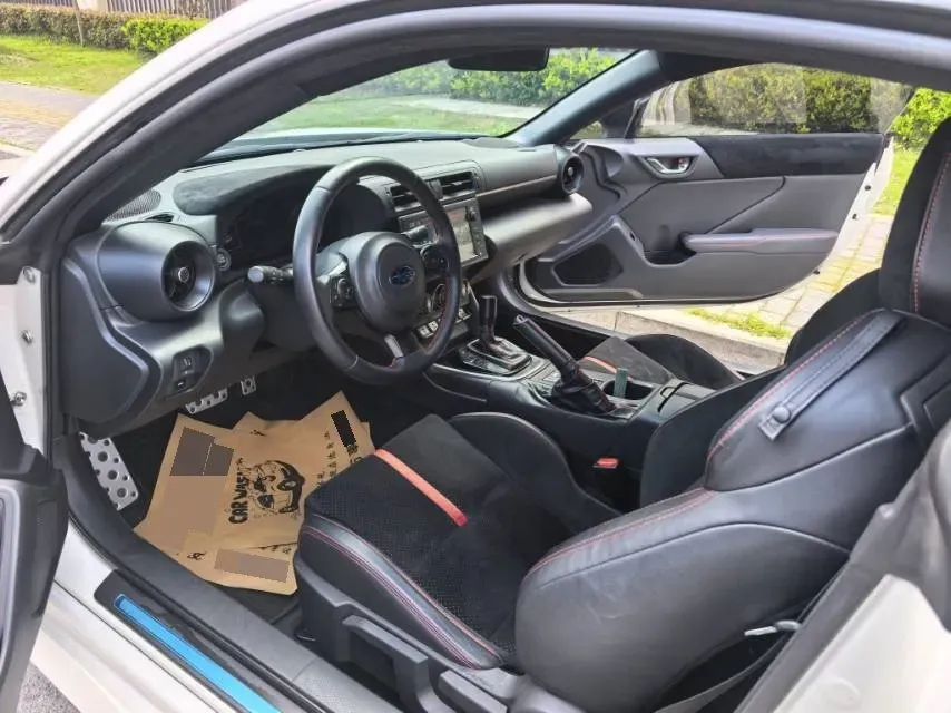 2022 Subaru BRZ 2.4L 234HP H4 6AT,autocango,china used car exporter,china ev exporter,chinese used car exporter,chinese used ev exporter