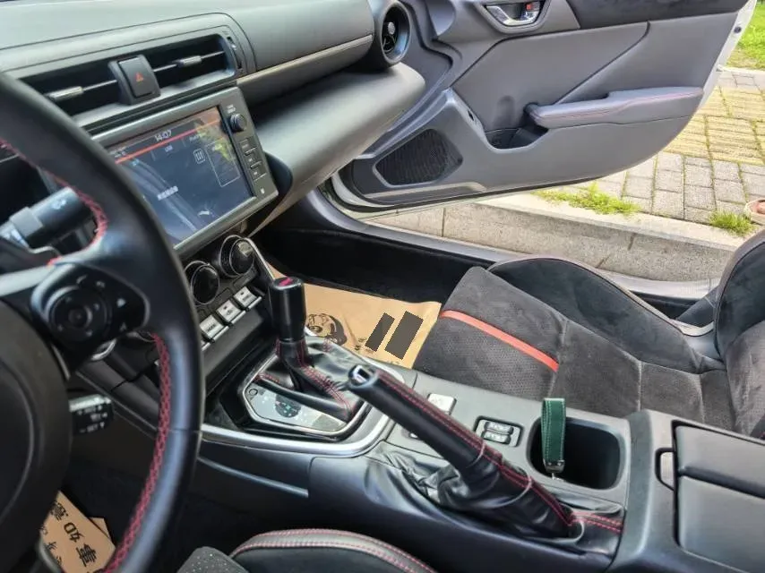 2022 Subaru BRZ 2.4L 234HP H4 6AT,autocango,china used car exporter,china ev exporter,chinese used car exporter,chinese used ev exporter