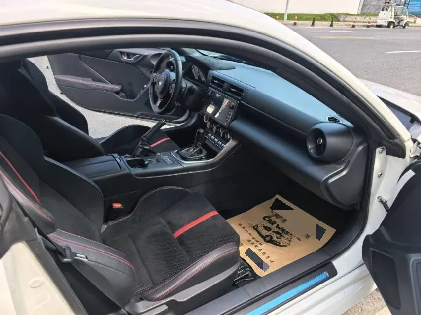 2022 Subaru BRZ 2.4L 234HP H4 6AT,autocango,china used car exporter,china ev exporter,chinese used car exporter,chinese used ev exporter
