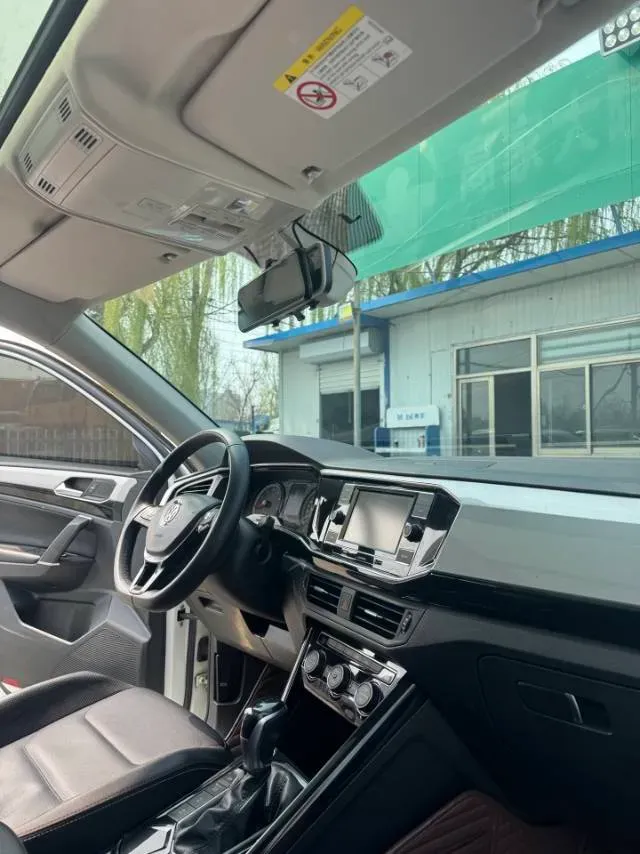 2019 Jeep Cherokee 2.0T 234HP L4 9AT,autocango,china used car exporter,china ev exporter,chinese used car exporter,chinese used ev exporter