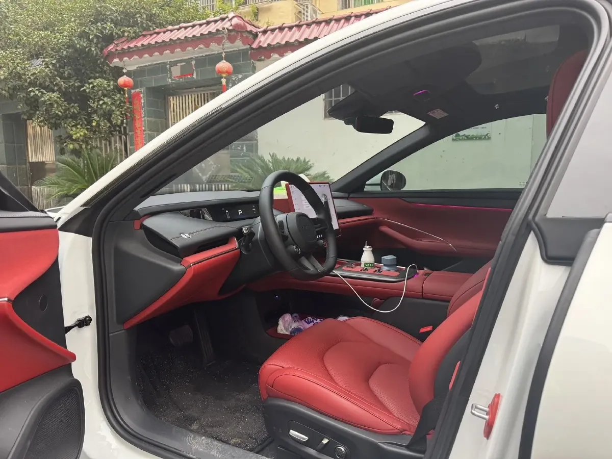 2024 MI SU7 BEV 73.6KWH,autocango,china used car exporter,china ev exporter,chinese used car exporter,chinese used ev exporter