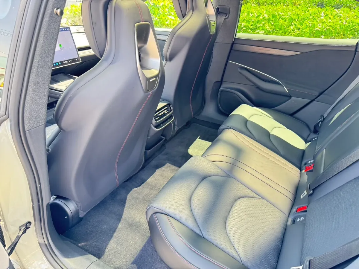 2024 MI SU7 BEV 94.3KWH,autocango,china used car exporter,china ev exporter,chinese used car exporter,chinese used ev exporter