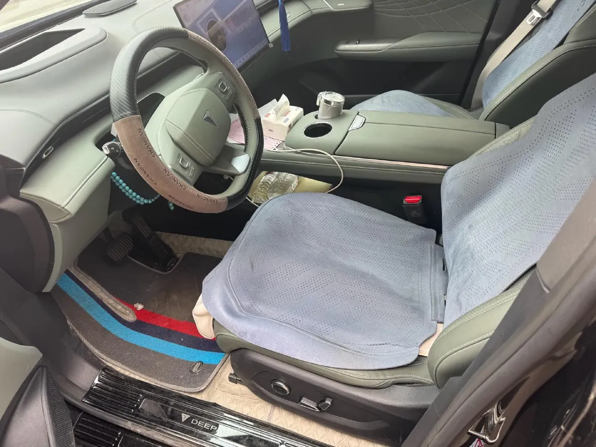 2025 Deepal S07 REEV 98HP REEV 31.73KWH,autocango,china used car exporter,china ev exporter,chinese used car exporter,chinese used ev exporter