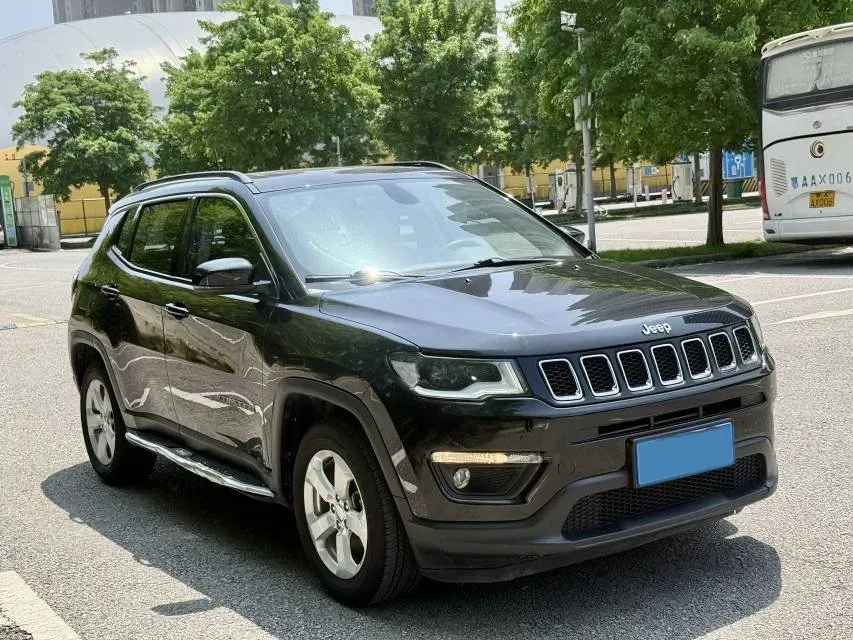 2019 Jeep Compass 1.3T 173HP L4 7DCT,autocango,china used car exporter,china ev exporter,chinese used car exporter,chinese used ev exporter