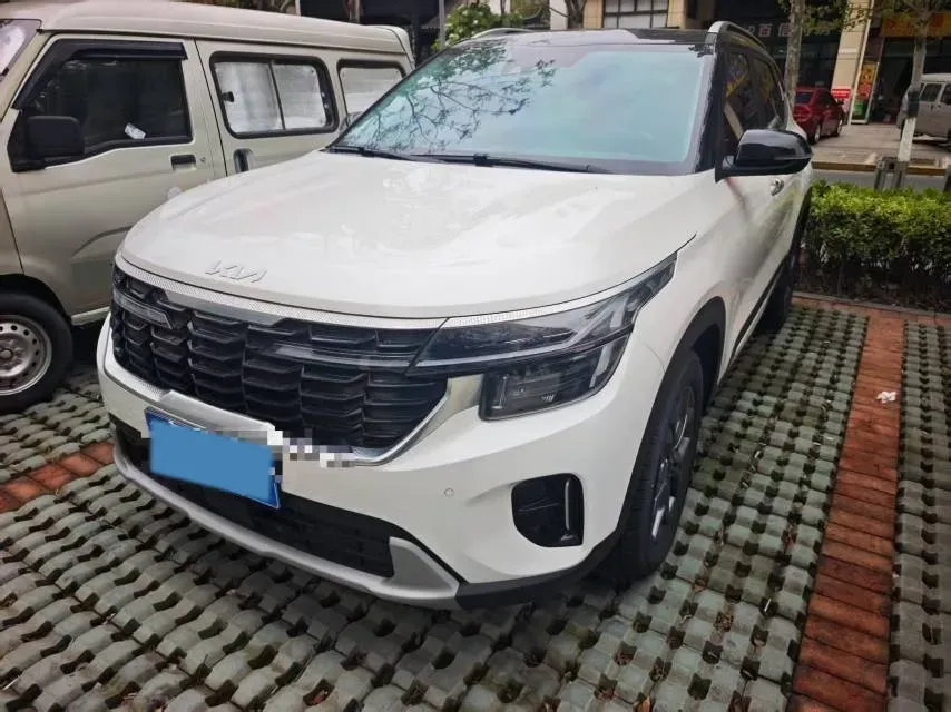 2023 Kia Seltos 1.5L 115HP L4 CVT,autocango,china used car exporter,china ev exporter,chinese used car exporter,chinese used ev exporter