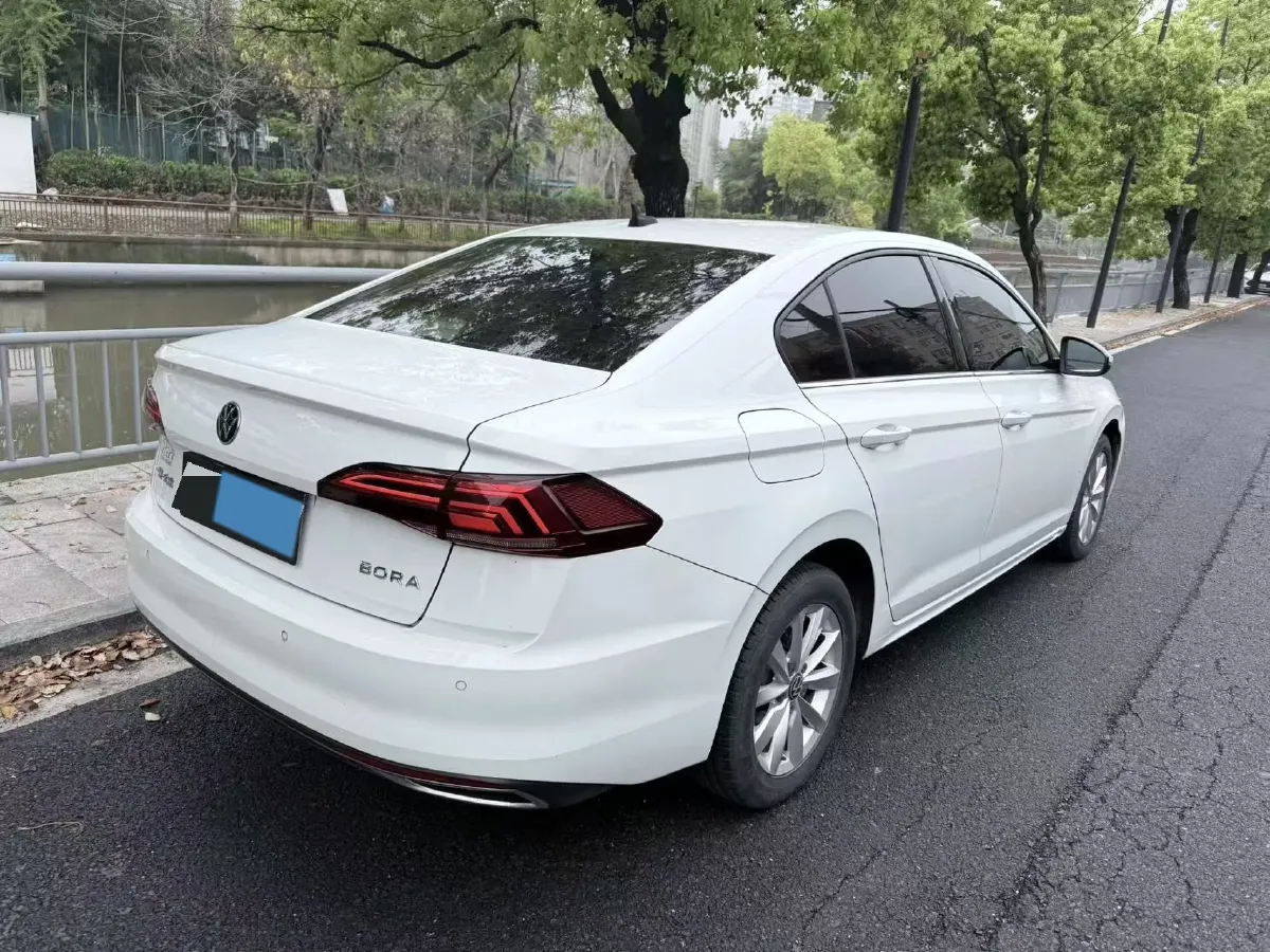 2021 Volkswagen Bora 1.5L 113HP L4 6AT,autocango,china used car exporter,china ev exporter,chinese used car exporter,chinese used ev exporter