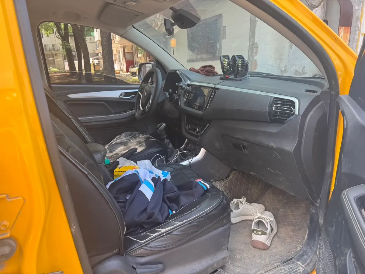 2019 Isuzu LingTuo 2.5T 129HP L4 6MT,autocango,china used car exporter,china ev exporter,chinese used car exporter,chinese used ev exporter