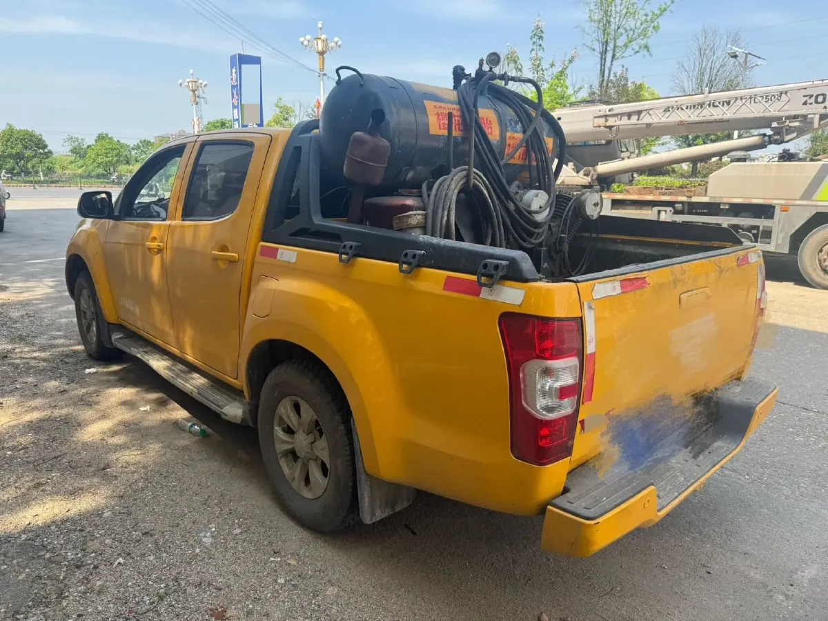 2019 Isuzu LingTuo 2.5T 129HP L4 6MT,autocango,china used car exporter,china ev exporter,chinese used car exporter,chinese used ev exporter