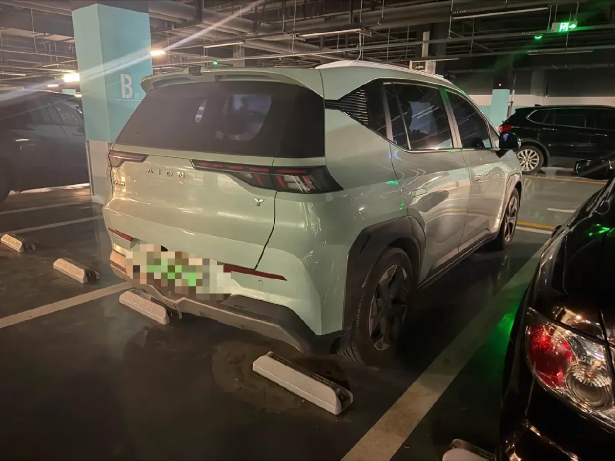 2022 Geely Okavango 1.8T 184HP L4 7DCT,autocango,china used car exporter,china ev exporter,chinese used car exporter,chinese used ev exporter