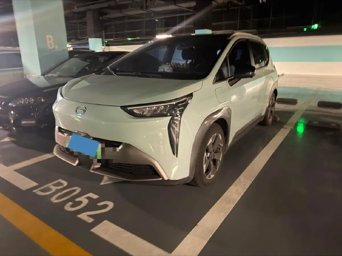 2022 Geely Okavango 1.8T 184HP L4 7DCT,autocango,china used car exporter,china ev exporter,chinese used car exporter,chinese used ev exporter