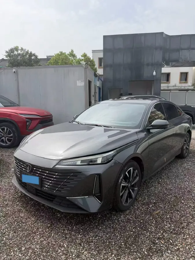 2024 ChangAn Eado 1.5T 170HP L4 7DCT,autocango,china used car exporter,china ev exporter,chinese used car exporter,chinese used ev exporter