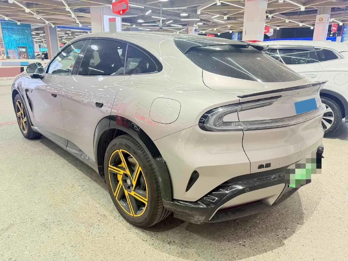 2025 MI YU7 BEV 96.3KWH,autocango,china used car exporter,china ev exporter,chinese used car exporter,chinese used ev exporter