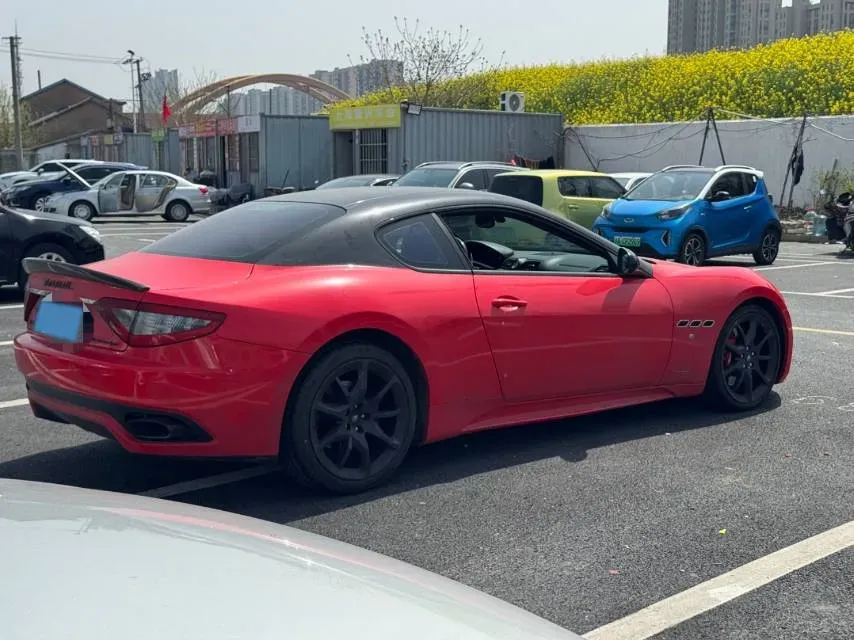 2013 Maserati GranTurismo 4.7L 460HP V8 6AT,autocango,china used car exporter,china ev exporter,chinese used car exporter,chinese used ev exporter