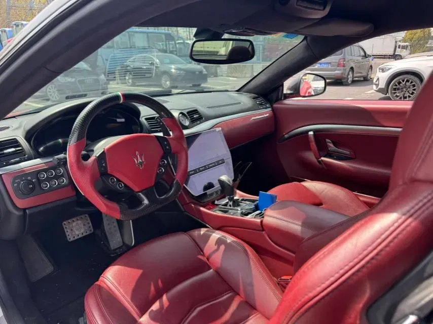 2013 Maserati GranTurismo 4.7L 460HP V8 6AT,autocango,china used car exporter,china ev exporter,chinese used car exporter,chinese used ev exporter