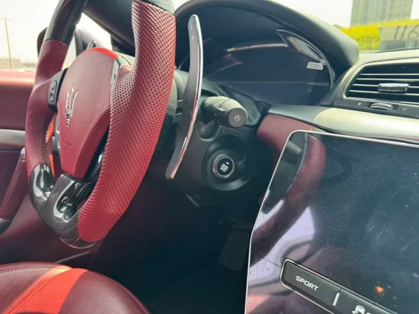 2013 Maserati GranTurismo 4.7L 460HP V8 6AT,autocango,china used car exporter,china ev exporter,chinese used car exporter,chinese used ev exporter