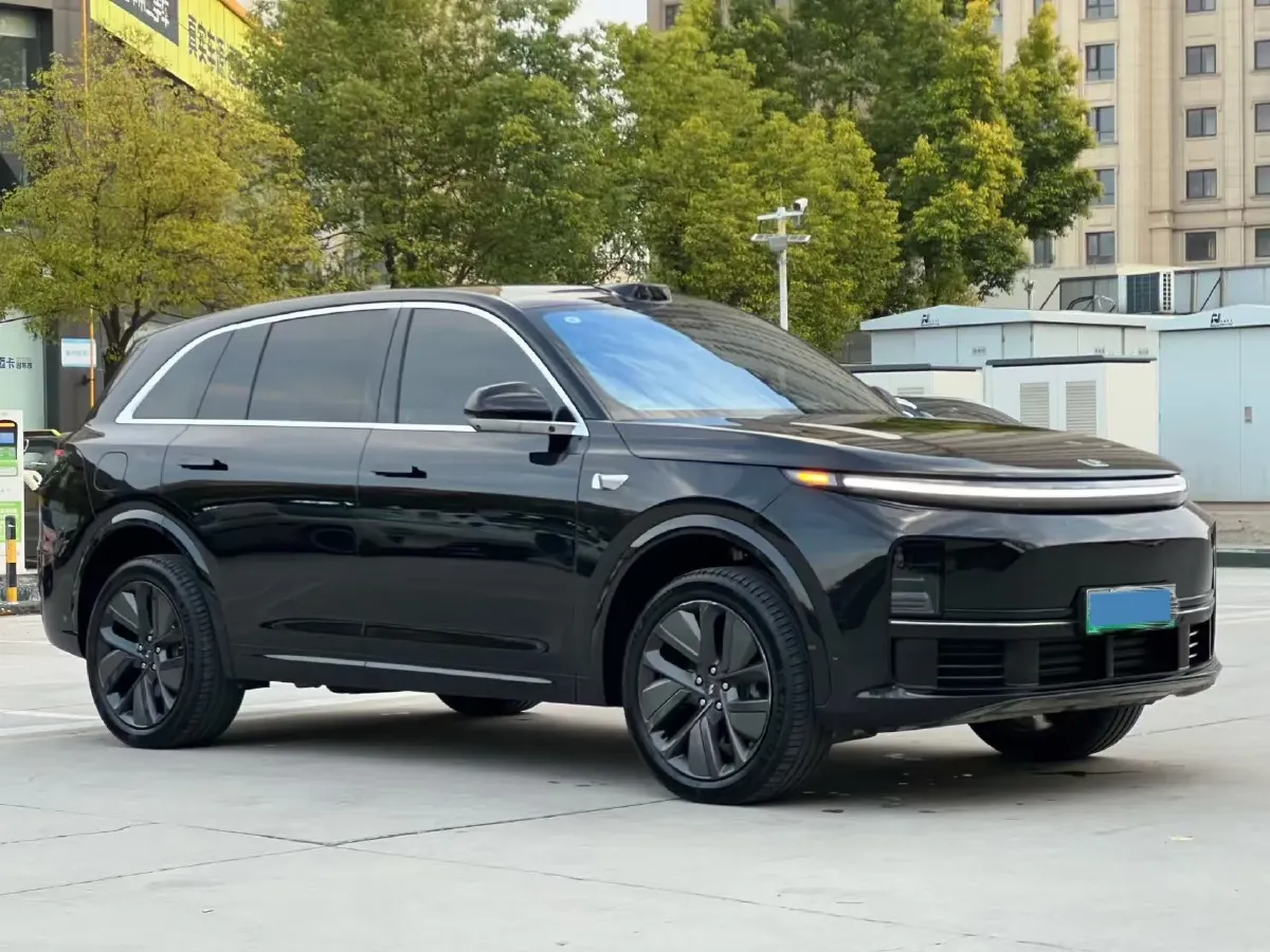 2023 Li L7 Range Extended 154HP REEV 40.9KWH,autocango,china used car exporter,china ev exporter,chinese used car exporter,chinese used ev exporter