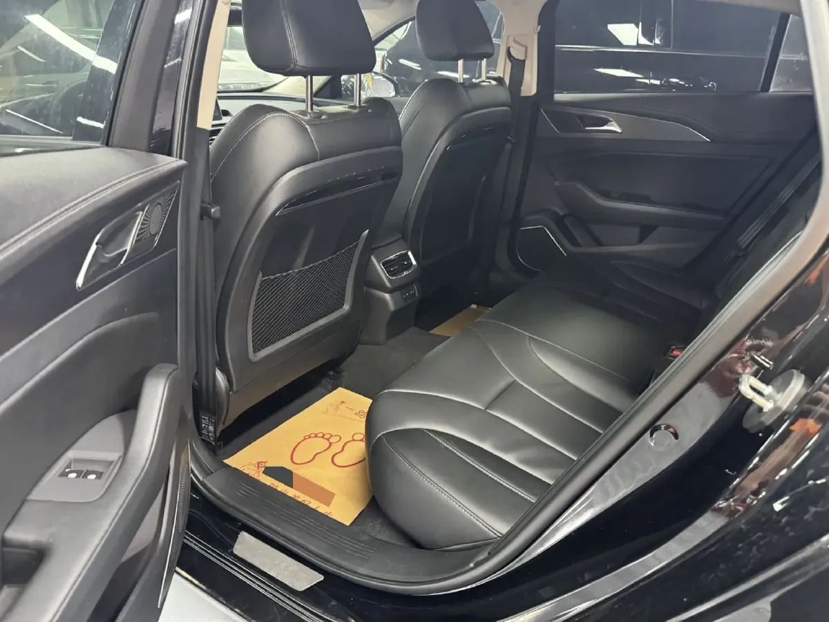 2020 HongQi H5 1.5T 169HP L4 7DCT,autocango,china used car exporter,china ev exporter,chinese used car exporter,chinese used ev exporter