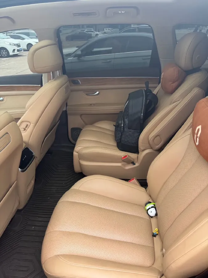 2024 AITO AITO M7 1.5T 152HP L4 REEV 40KWH,autocango,china used car exporter,china ev exporter,chinese used car exporter,chinese used ev exporter