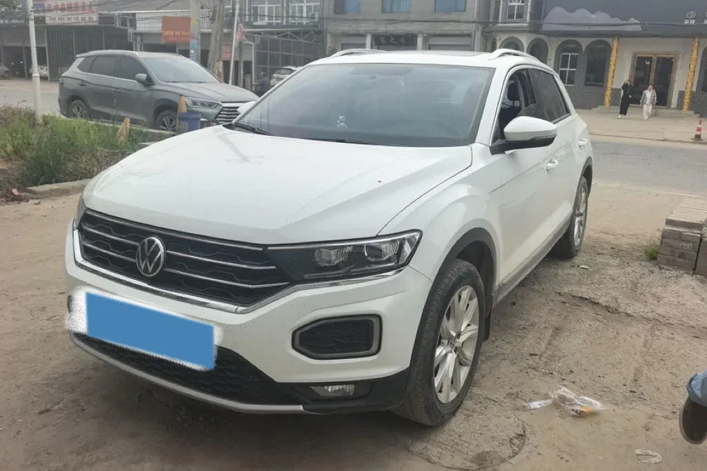 2022 Volkswagen T-Roc 1.4T 150HP L4 7DCT,autocango,china used car exporter,china ev exporter,chinese used car exporter,chinese used ev exporter