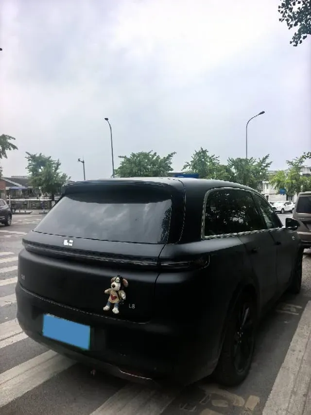2023 Li L8 Range Extended 154HP REEV 40.9KWH,autocango,china used car exporter,china ev exporter,chinese used car exporter,chinese used ev exporter