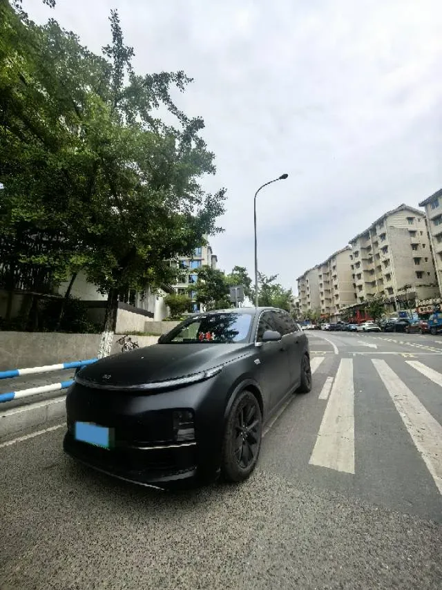 2023 Li L8 Range Extended 154HP REEV 40.9KWH,autocango,china used car exporter,china ev exporter,chinese used car exporter,chinese used ev exporter