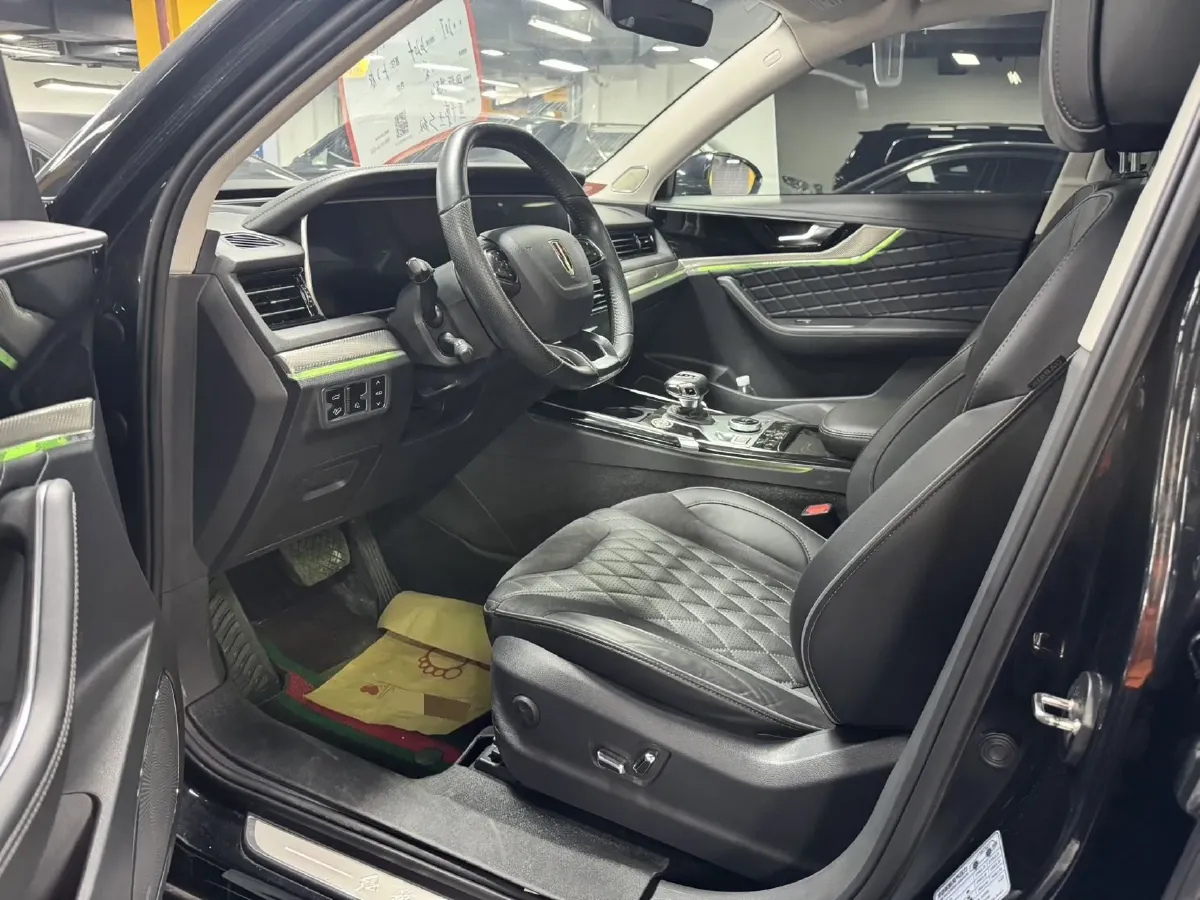 2019 HongQi HS5 2.0T 224HP L4 6AT,autocango,china used car exporter,china ev exporter,chinese used car exporter,chinese used ev exporter