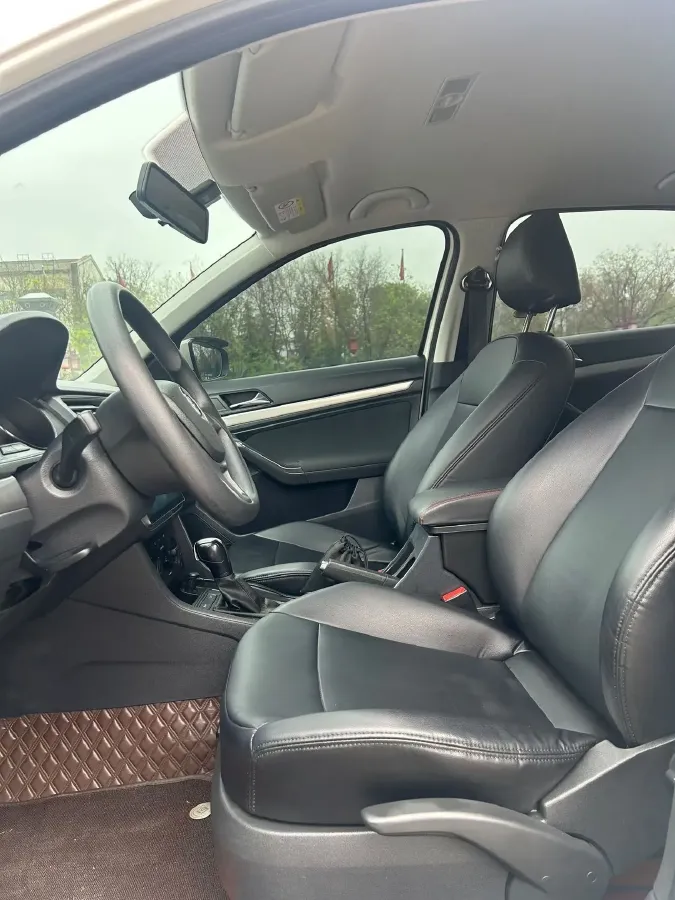 2019 ChangAn Eado XT 1.6L 128HP L4 6AT,autocango,china used car exporter,china ev exporter,chinese used car exporter,chinese used ev exporter