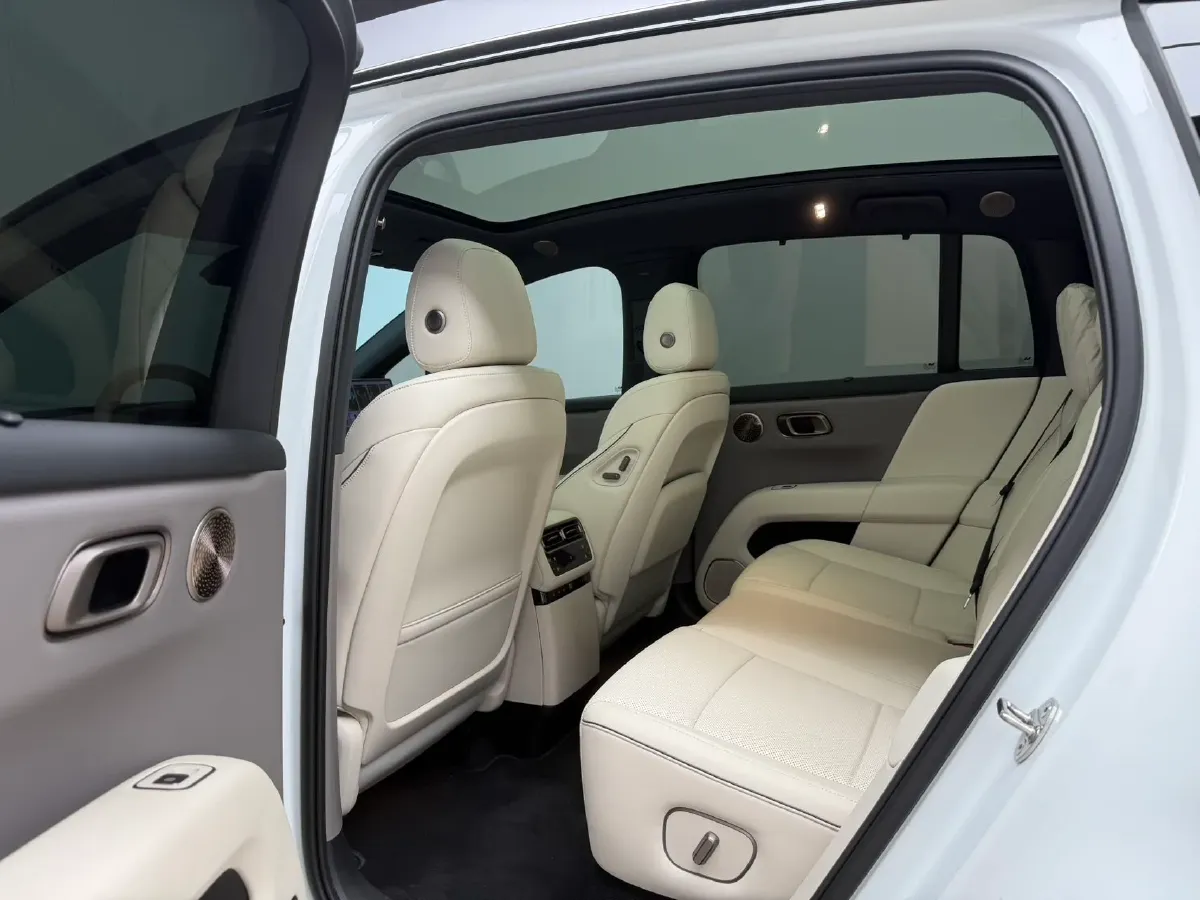 2025 Li i6 BEV,autocango,china used car exporter,china ev exporter,chinese used car exporter,chinese used ev exporter