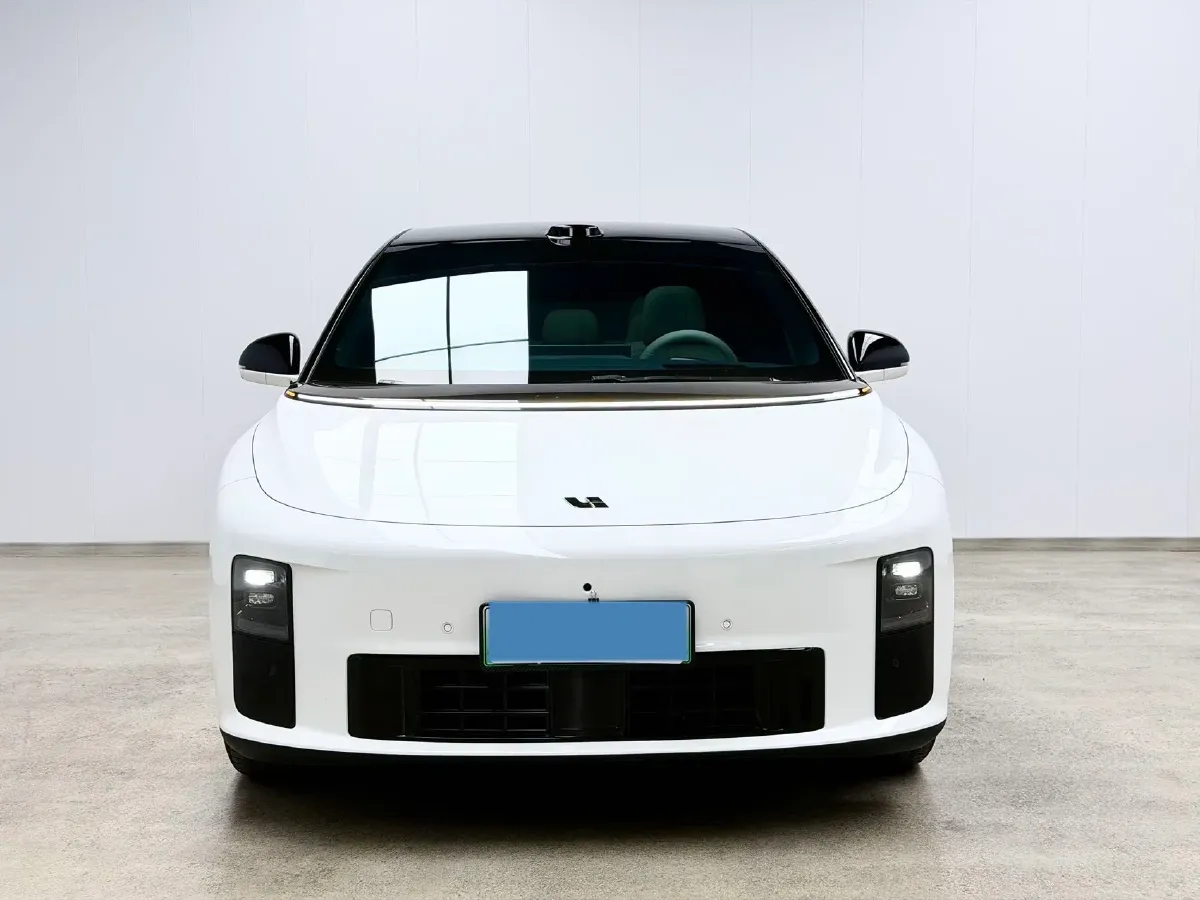 2025 Li i6 BEV,autocango,china used car exporter,china ev exporter,chinese used car exporter,chinese used ev exporter