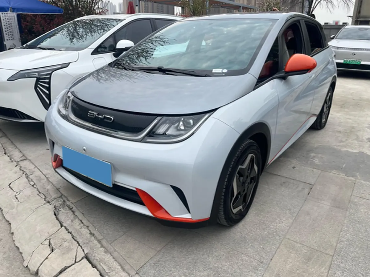 2021 Ford Escort 1.5L 122HP L3 6AT,autocango,china used car exporter,china ev exporter,chinese used car exporter,chinese used ev exporter