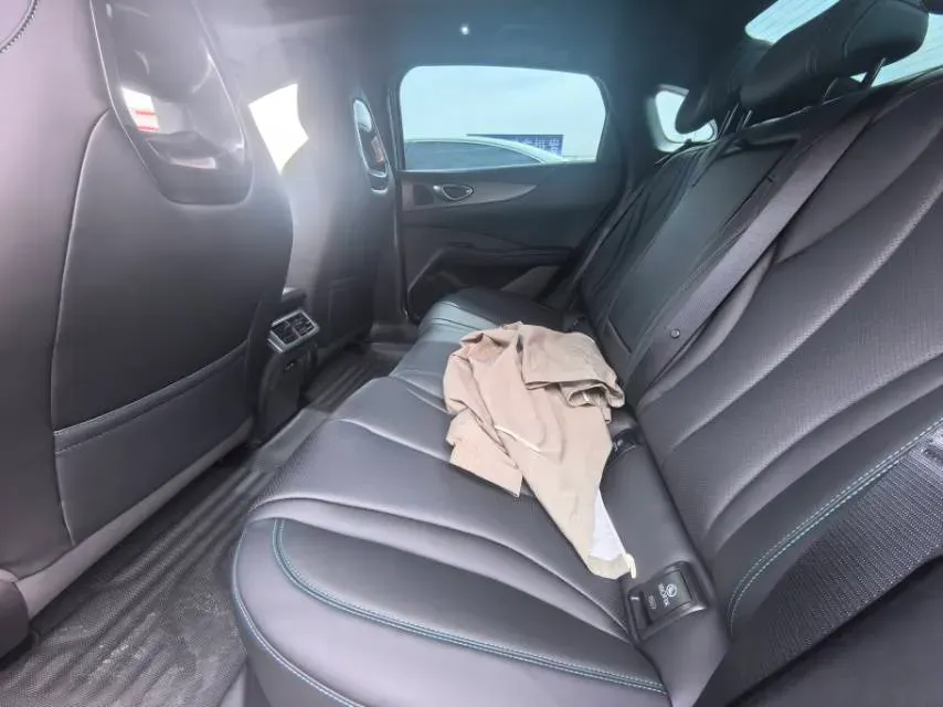 2025 BYD QinL BEV,autocango,china used car exporter,china ev exporter,chinese used car exporter,chinese used ev exporter