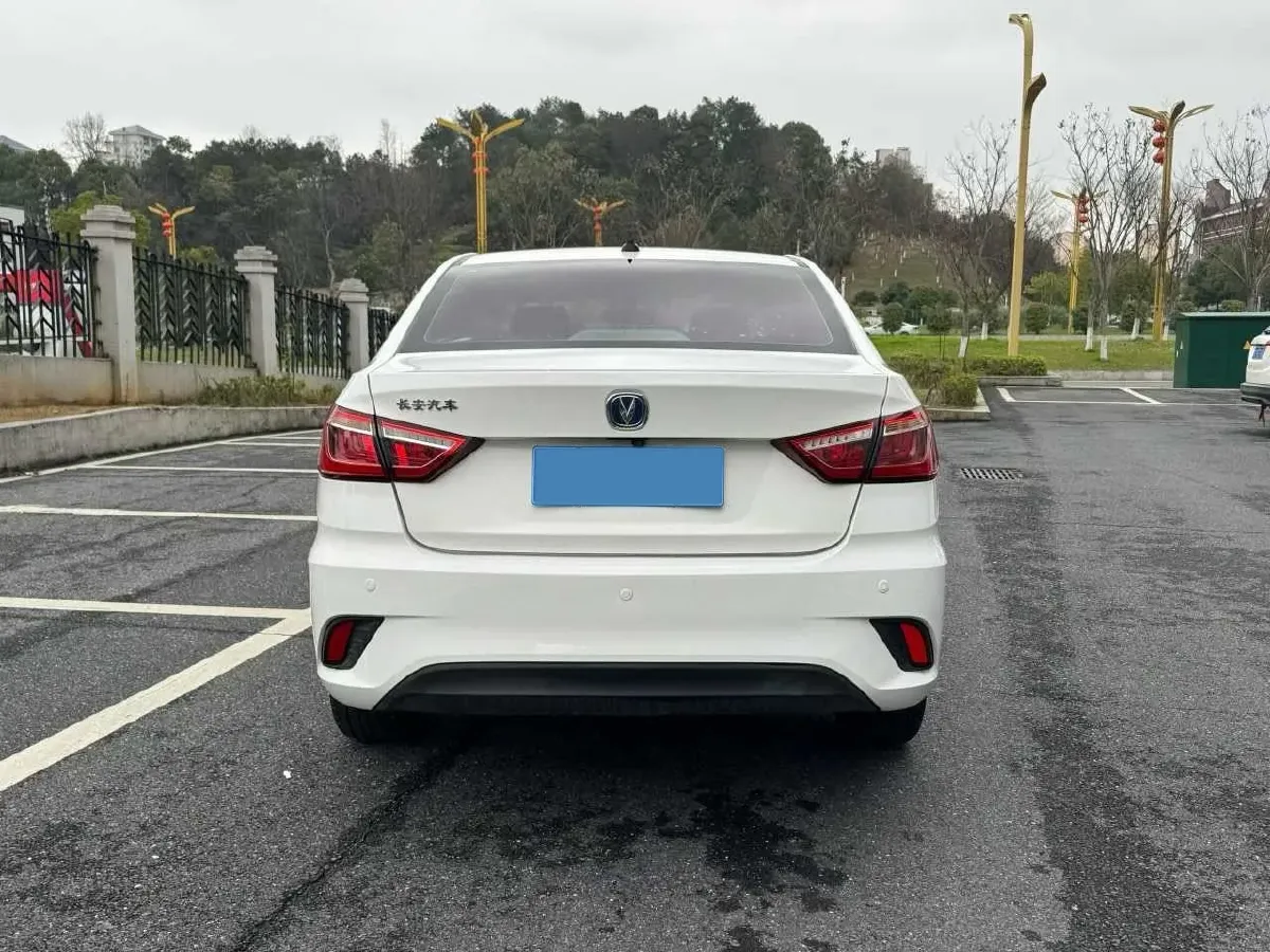 2019 ChangAn Eado DT 1.6L 125HP L4 4AT,autocango,china used car exporter,china ev exporter,chinese used car exporter,chinese used ev exporter
