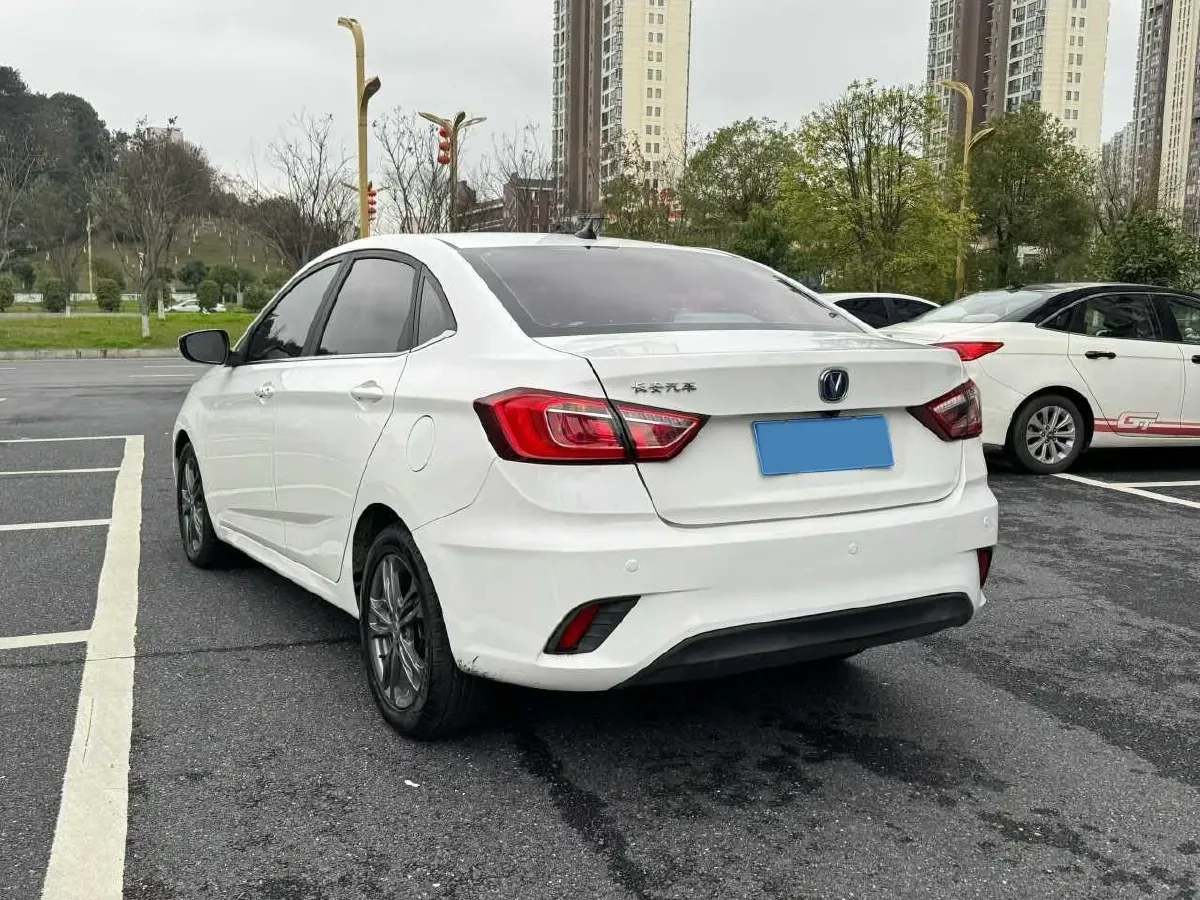 2019 ChangAn Eado DT 1.6L 125HP L4 4AT,autocango,china used car exporter,china ev exporter,chinese used car exporter,chinese used ev exporter