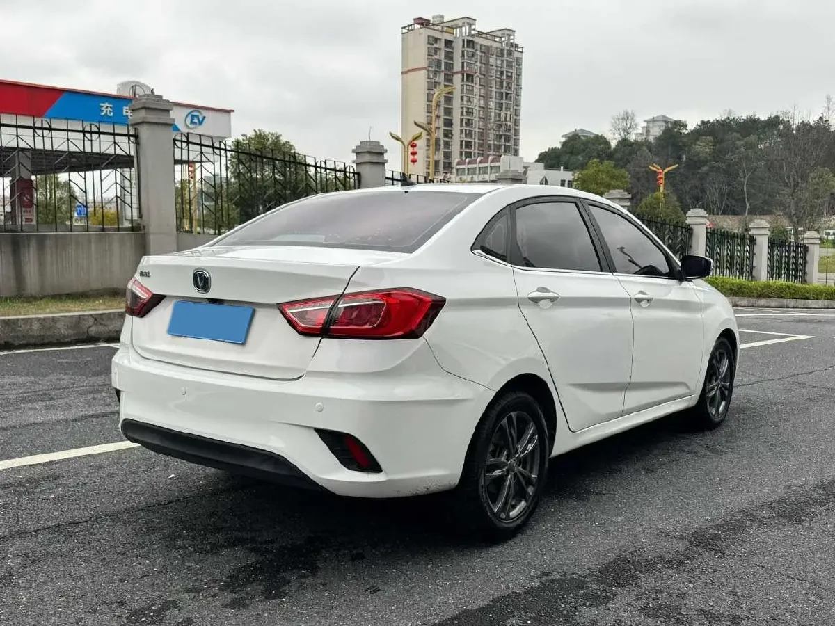 2019 ChangAn Eado DT 1.6L 125HP L4 4AT,autocango,china used car exporter,china ev exporter,chinese used car exporter,chinese used ev exporter
