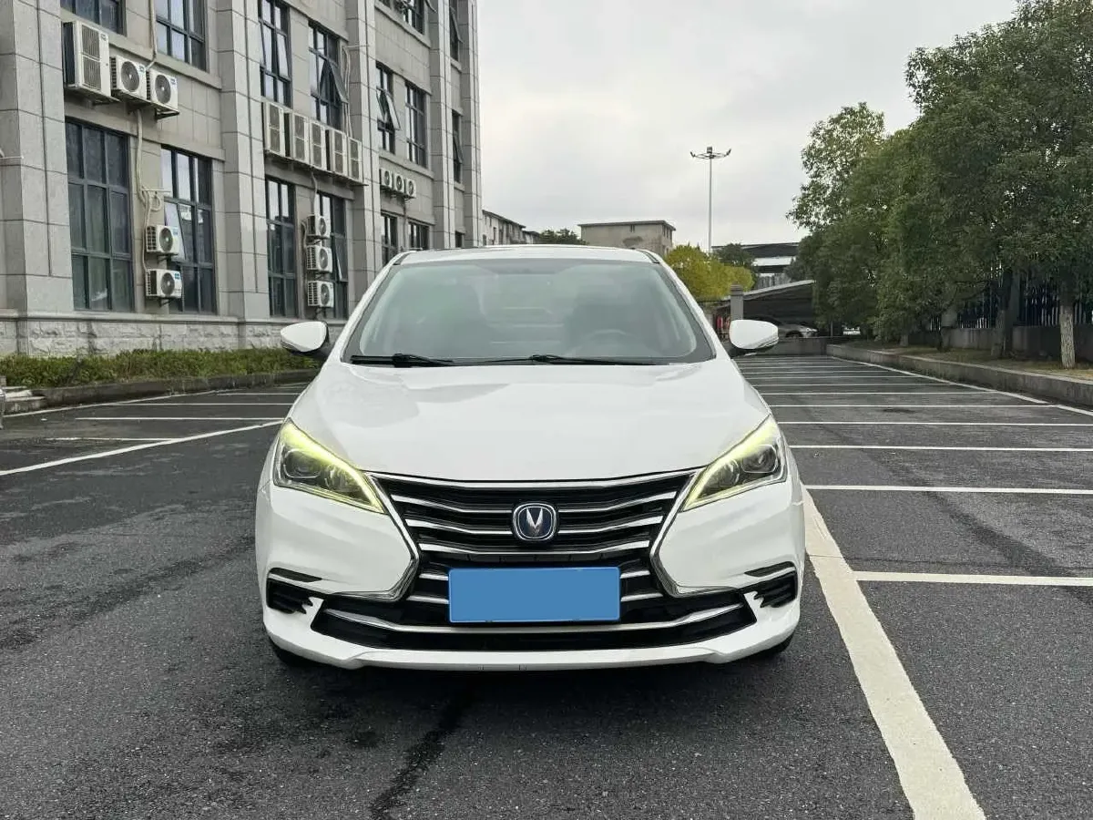 2019 ChangAn Eado DT 1.6L 125HP L4 4AT,autocango,china used car exporter,china ev exporter,chinese used car exporter,chinese used ev exporter
