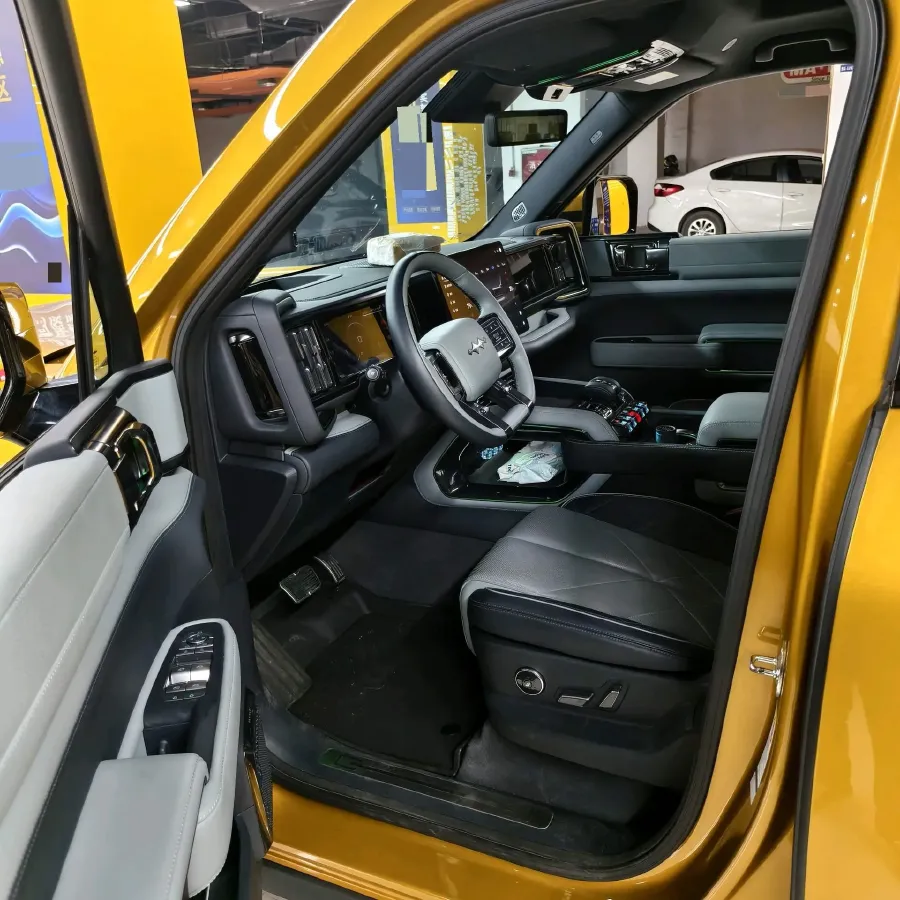 2023 FangChengBao Bao 5 1.5T 194HP L4 E-CVT PHEV 31.8KWH,autocango,china used car exporter,china ev exporter,chinese used car exporter,chinese used ev exporter