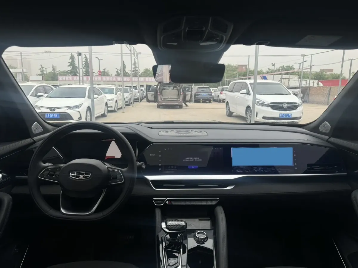 2024 Geely Monjaro 2.0T 238HP L4 8AT,autocango,china used car exporter,china ev exporter,chinese used car exporter,chinese used ev exporter