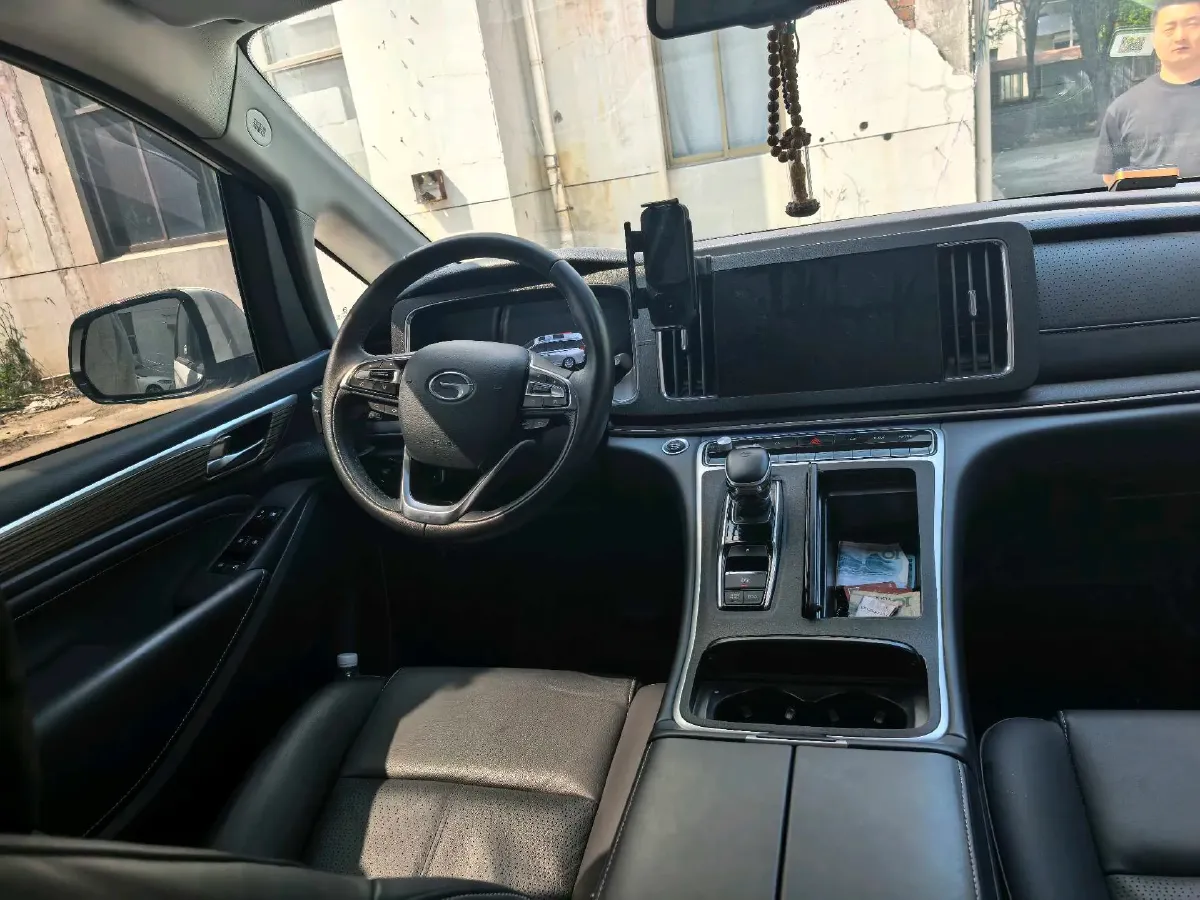 2023 GAC Trumpchi M8 2.0T 252HP L4 8AT,autocango,china used car exporter,china ev exporter,chinese used car exporter,chinese used ev exporter