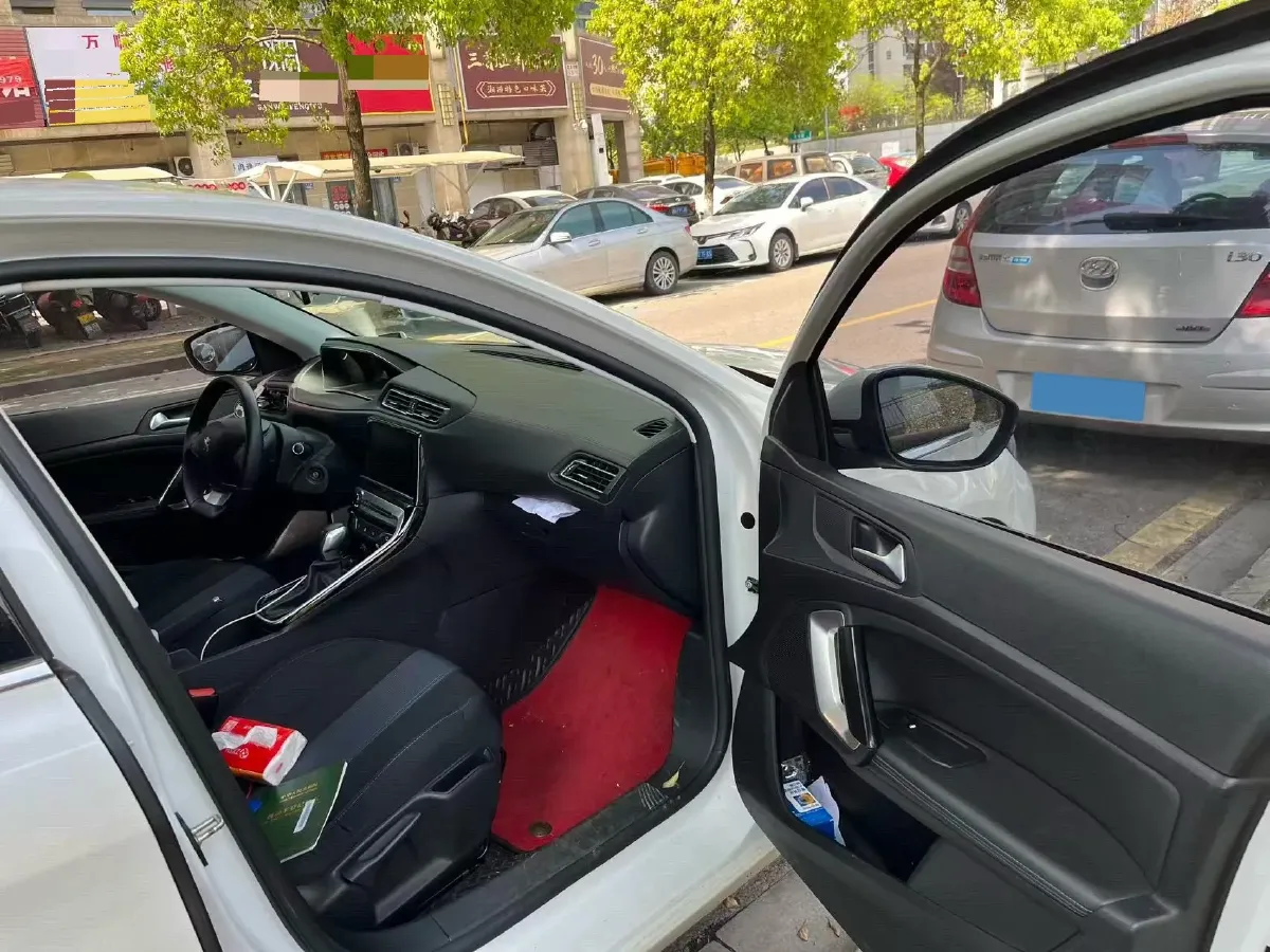 2018 Peugeot 308 1.6L 117HP L4 6AT,autocango,china used car exporter,china ev exporter,chinese used car exporter,chinese used ev exporter