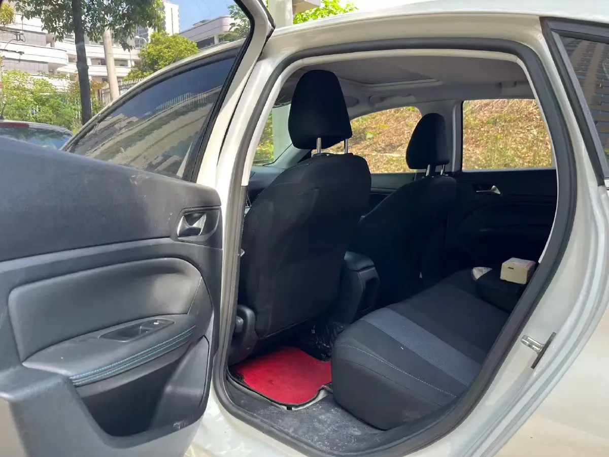 2018 Peugeot 308 1.6L 117HP L4 6AT,autocango,china used car exporter,china ev exporter,chinese used car exporter,chinese used ev exporter